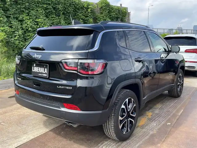 クライスラー・ジープ ジープ コンパス リミテッド 東京都 2023(令5)年 1.5万km 黒 4WD/純正ナビ/フルセグTV//BT/USB/ALPINEサウンドシステム/360°カメラ/合皮レザーシート/ハンドルヒーター/シートヒーター/ワイヤレス充電/社外前後ドラレコ/ETC2.0