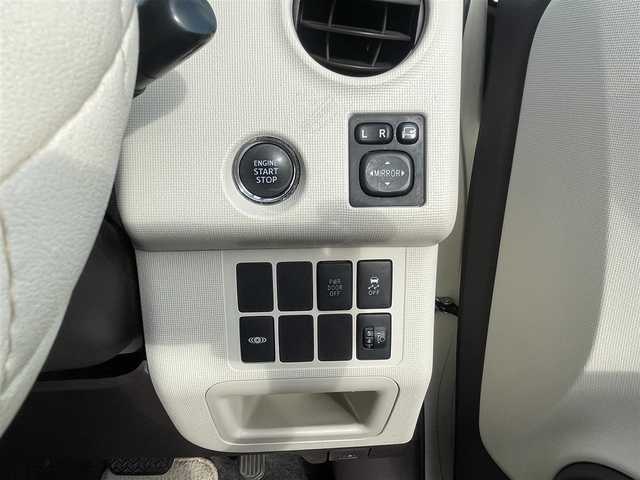 トヨタ ポルテ F 神奈川県 2012(平24)年 6.5万km クリームベージュ 【(株)IDOMが運営する【じしゃロン相模原店】の自社ローン対象車両になります。こちらは現金ご利用時の価格です。自社ローンご希望の方は別途その旨お申付け下さい。】/純正ナビ/バックカメラ　/片側パワースライドドア/ステアリングリモコン