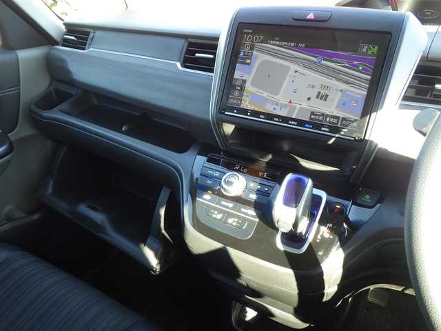 ホンダ フリード＋ ハイブリット EX 千葉県 2019(平31)年 3.8万km フォレストグリーンパール ホンダセンシング/・衝突軽減ブレーキ（CMBS）/・車線維持支援システム（LKAS）/・アダプティブクルーズコントロール（ACC）/・誤発進抑制機能/・後方誤発進抑制機能/両側パワースライドドア/純正SDナビ/地デジTV/【DVD/CD再生機能　Bluetooth接続】/バックカメラ/革巻きステアリング/ステアリングスイッチ/ETC/LEDヘッドライト/ウインカーミラー/コーナーセンサー/純正15インチアルミホイル/サイド/カーテンエアバッグ/Honda スマートキー