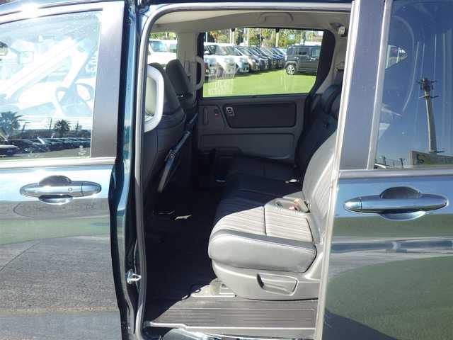 ホンダ フリード＋ ハイブリット EX 千葉県 2019(平31)年 3.8万km フォレストグリーンパール ホンダセンシング/・衝突軽減ブレーキ（CMBS）/・車線維持支援システム（LKAS）/・アダプティブクルーズコントロール（ACC）/・誤発進抑制機能/・後方誤発進抑制機能/両側パワースライドドア/純正SDナビ/地デジTV/【DVD/CD再生機能　Bluetooth接続】/バックカメラ/革巻きステアリング/ステアリングスイッチ/ETC/LEDヘッドライト/ウインカーミラー/コーナーセンサー/純正15インチアルミホイル/サイド/カーテンエアバッグ/Honda スマートキー