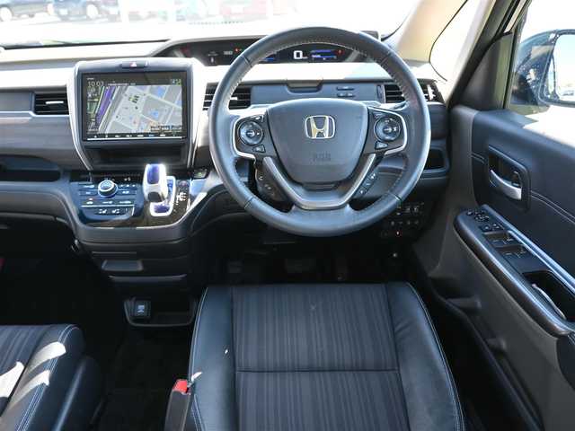 ホンダ フリード＋ ハイブリット EX 千葉県 2019(平31)年 3.8万km フォレストグリーンパール ホンダセンシング/・衝突軽減ブレーキ（CMBS）/・車線維持支援システム（LKAS）/・アダプティブクルーズコントロール（ACC）/・誤発進抑制機能/・後方誤発進抑制機能/両側パワースライドドア/純正SDナビ/地デジTV/【DVD/CD再生機能　Bluetooth接続】/バックカメラ/革巻きステアリング/ステアリングスイッチ/ETC/LEDヘッドライト/ウインカーミラー/コーナーセンサー/純正15インチアルミホイル/サイド/カーテンエアバッグ/Honda スマートキー