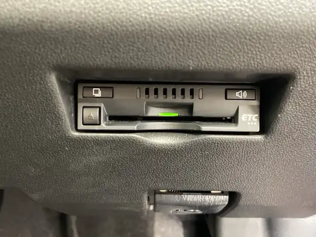 トヨタ パッソ モーダ 三重県 2018(平30)年 3.2万km ファイアークォーツレッドM /禁煙車//純正7インチナビ/　フルセグTV/Bluetooth//全方位カメラ//ETC//オートハイビーム//オートライト//アイドリングストップ//衝突軽減ブレーキ//前後コーナーセンサー//アイドリングストップ//スペアキー//純正LEDヘッドライト//スマートキー//プッシュスタート