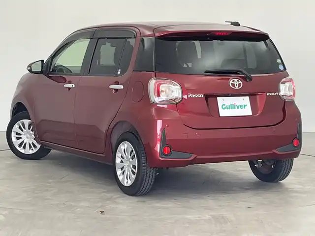 トヨタ パッソ モーダ 三重県 2018(平30)年 3.2万km ファイアークォーツレッドM /禁煙車//純正7インチナビ/　フルセグTV/Bluetooth//全方位カメラ//ETC//オートハイビーム//オートライト//アイドリングストップ//衝突軽減ブレーキ//前後コーナーセンサー//アイドリングストップ//スペアキー//純正LEDヘッドライト//スマートキー//プッシュスタート