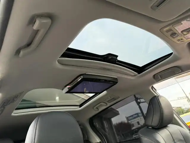 トヨタ エスティマ ハイブリッド アエラス レザーパッケージ 香川県 2012(平24)年 7.5万km ホワイトパールクリスタルシャイン 9インチサイバーナビ/フルセグ/CD/DVD/BT/13.3インチフリップダウンモニター/ダブルサンルーフ/バックカメラ/社外18インチアルミ/ブラックレザーシート/パワーシート/前席シートヒーター/キセノンヘッドライト/両側パワースライドドア/パワーバックドア/ローダウン/社外スピーカー/社外アンプ/オーディオネットワーク/前後ドライブレコーダー/ETC