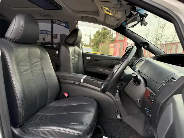 トヨタ エスティマ ハイブリッド アエラス レザーパッケージ 香川県 2012(平24)年 7.5万km ホワイトパールクリスタルシャイン 9インチサイバーナビ/フルセグ/CD/DVD/BT/13.3インチフリップダウンモニター/ダブルサンルーフ/バックカメラ/社外18インチアルミ/ブラックレザーシート/パワーシート/前席シートヒーター/キセノンヘッドライト/両側パワースライドドア/パワーバックドア/ローダウン/社外スピーカー/社外アンプ/オーディオネットワーク/前後ドライブレコーダー/ETC