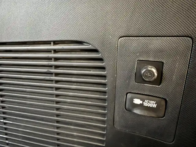 トヨタ エスティマ ハイブリッド アエラス レザーパッケージ 香川県 2012(平24)年 7.5万km ホワイトパールクリスタルシャイン 9インチサイバーナビ/フルセグ/CD/DVD/BT/13.3インチフリップダウンモニター/ダブルサンルーフ/バックカメラ/社外18インチアルミ/ブラックレザーシート/パワーシート/前席シートヒーター/キセノンヘッドライト/両側パワースライドドア/パワーバックドア/ローダウン/社外スピーカー/社外アンプ/オーディオネットワーク/前後ドライブレコーダー/ETC