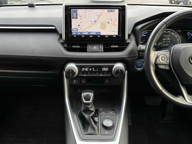 トヨタ ＲＡＶ４ ハイブリットG 道北・旭川 2020(令2)年 7.9万km ホワイトパールクリスタルシャイン AIS検査済み/DN【2406019072UZ】/【社外パーツ取付有】/16AW マッドヴァンスX　タイプF（社外）/ダンロップ　グラントレックAT5/LEDマーカー付ノーズカバー（社外）/フェンダーガーニッシュ/サンルーフ/黒レザーシート/トヨタセーフティセンス/純正SDナビ/ Bluetooth/フルセグTV/バックカメラ/ETC2.0/シートヒーター/ステアリングヒーター/電動リアゲート/TRDラゲッジマット/ヘッドライトカバー/ドアノブカバー/ドアミラーカバー/TOYOTAエンブレム/リアラダー/ルーフラック/前後ドラレコ