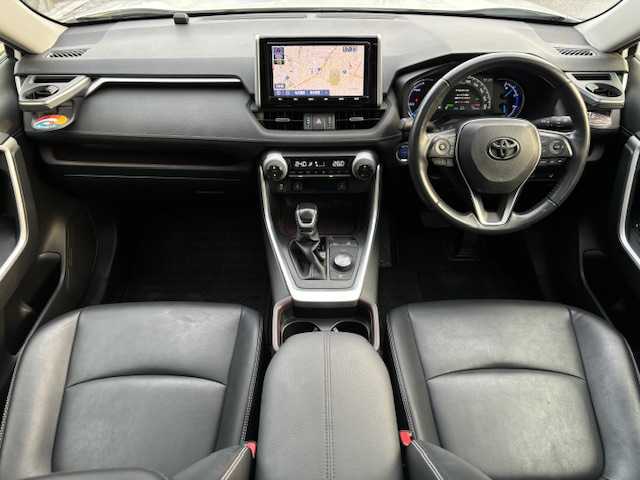 トヨタ ＲＡＶ４ ハイブリットG 道北・旭川 2020(令2)年 7.9万km ホワイトパールクリスタルシャイン AIS検査済み/DN【2406019072UZ】/【社外パーツ取付有】/16AW マッドヴァンスX　タイプF（社外）/ダンロップ　グラントレックAT5/LEDマーカー付ノーズカバー（社外）/フェンダーガーニッシュ/サンルーフ/黒レザーシート/トヨタセーフティセンス/純正SDナビ/ Bluetooth/フルセグTV/バックカメラ/ETC2.0/シートヒーター/ステアリングヒーター/電動リアゲート/TRDラゲッジマット/ヘッドライトカバー/ドアノブカバー/ドアミラーカバー/TOYOTAエンブレム/リアラダー/ルーフラック/前後ドラレコ