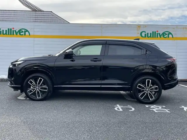 ホンダ ヴェゼル ハイブリッド e:HEV Z 埼玉県 2025(令7)年 0.3万km クリスタルブラックパール ・ワンオーナー/・純正ナビ/・ホンダセンシング/・レーダークルーズコントロール/・パドルシフト/・パワーバックドア/・ドライブレコーダー/・ETC/・バックカメラ