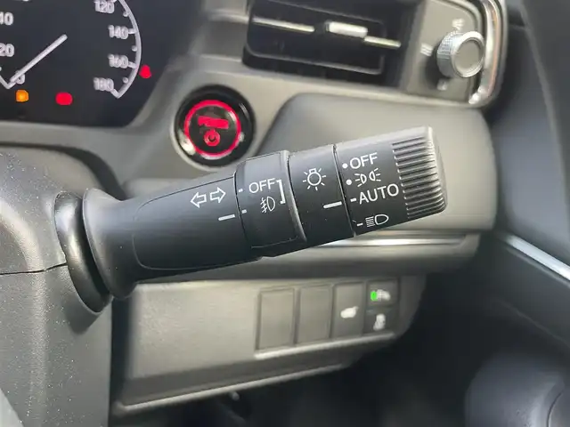 ホンダ ヴェゼル ハイブリッド e:HEV Z 埼玉県 2025(令7)年 0.3万km クリスタルブラックパール ・ワンオーナー/・純正ナビ/・ホンダセンシング/・レーダークルーズコントロール/・パドルシフト/・パワーバックドア/・ドライブレコーダー/・ETC/・バックカメラ