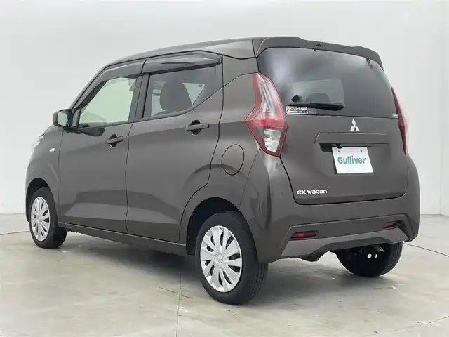 三菱 ｅＫワゴン M 富山県 2022(令4)年 5.5万km オークブラウンメタリック 4WD/社外ナビ【MDV-D7088TW】/(AM/FM/CD/DVD/SD/BT)/フルセグTV/バックカメラ/衝突被害軽減ブレーキ/レーンキープアシスト/オートライト/標識認識機能/横滑り防止装置/リモコンキー/社外フロアマット/ドアバイザー