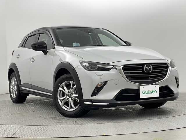 マツダ ＣＸ－３ 15S スーパー エッジー 新潟県 2022(令4)年 0.6万km グレーⅡ ４WD/スマートブレーキサポート/8インチマツダコネクトナビ/　　フルセグ/CD/DVD/BT/AM/FM/USB/SD/３６０°ビューモニター/マツダレーダークルーズコントロール/アダプティブLEDオートライト/LEDフォグランプ/ハーフレザーシート/運転席パワーシート/前席シートヒーター/純正アルミホイール付き/パドルシフト/アイドリングストップ/ステアリングスイッチ/USBポート/電動パーキングブレーキ/オートブレーキホールド/ハンドルヒーター/ステアリングスイッチ/ポップアップディスプレイ/前方ドライブレコーダー/スマートキー/ETC