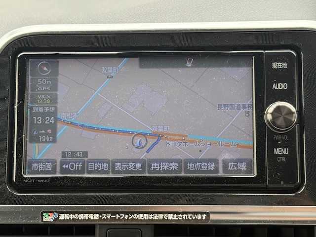 トヨタ シエンタ ハイブリッド G クエロ 長野県 2017(平29)年 4.1万km ホワイトパールクリスタルシャイン トヨタ純正SDナビ（NSZT-W66T）/FM・AM・DVD・CD・フルセグTV/Bluetooth Audio/バックカメラ/純正16インチアルミホイール/スタッドレスタイヤ積み込み/純正エンジンスターター/両側パワースライドドア/前後コーナーセンサー/衝突軽減ブレーキ/ワイパーデアイサー/ドライブレコーダー/ハーフレザーシート/前席シートヒーター/革巻きステアリング/LEDヘッドライト/オートハイビーム/オートライト/フォグランプ/ドアバイザー/プッシュスタート/スマートキー/スペア1本/ETC