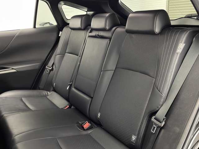 トヨタ ハリアー ハイブリッド Z レザーパッケージ 宮崎県 2020(令2)年 4.9万km ブラック Toyota Safety Sense/〇プリクラシュセーフティ/〇レーントレーシングアシスト/〇ブラインドスポットモニター/〇リアクロストラフィックアラート/〇パーキングサポートブレーキ/〇ロードサインアシスト/〇レーダークルーズコントロール/〇オートマチックハイビーム/〇クリアランスソナー/〇HUD/〇先行車発進告知/調光パノラマルーフ/デジタルインナーミラー/純正12.3インチナビ/フルセグTV/パノラミックビューモニター/黒本革シート/シートヒーター/シートベンチレーション/パワーシート/パワーバックドア/ワイヤレス充電/寒冷地仕様/ステアリングヒーター/ビルトインETC2.0/LEDヘッドライト/純正19インチAW/スマートキー×2