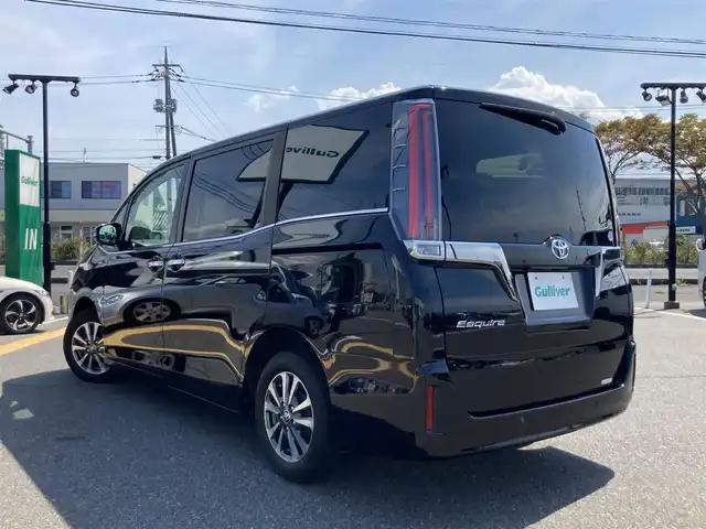 トヨタ エスクァイア Gi プレミアムパッケージ ブラックテーラード 鳥取県 2020(令2)年 7.7万km ブラック 純正10インチナビ/フルセグ/DVD/CD/BT/USB/バックカメラ/トヨタセーフティセンス/レーンキープアシスト/クルーズコントロール/両側パワースライドドア/前席シートヒーター/ハーフレザーシート/ウッドコンビハンドル/ビルトインETC/LEDヘットライト/純正15インチアルミホイール/プッシュエンジンスタート/アイドリングストップ