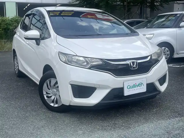 ホンダ フィット 13G Fパッケージ ファインED 熊本県 2017(平29)年 4.6万km プレミアムホワイトパールⅡ ワンオーナー/プッシュスタート/純正ナビ/（CD・DVD・フルセグTV・BTオーディオ・SD）/バックカメラ/横滑り防止装置/ウィンカーミラー/純正フロアマット/純正ドアバイザー/新車保証書/取扱説明書