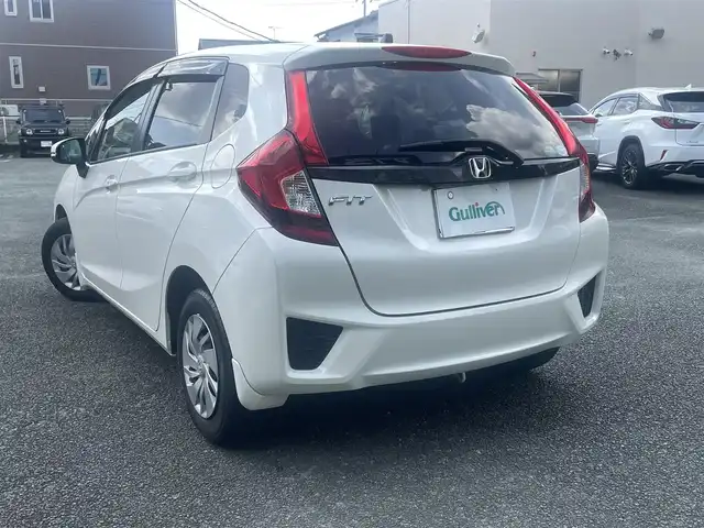ホンダ フィット 13G Fパッケージ ファインED 熊本県 2017(平29)年 4.6万km プレミアムホワイトパールⅡ ワンオーナー/プッシュスタート/純正ナビ/（CD・DVD・フルセグTV・BTオーディオ・SD）/バックカメラ/横滑り防止装置/ウィンカーミラー/純正フロアマット/純正ドアバイザー/新車保証書/取扱説明書