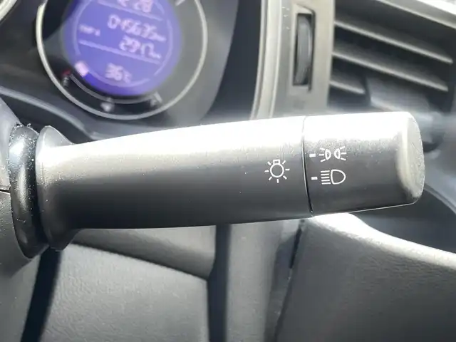 ホンダ フィット 13G Fパッケージ ファインED 熊本県 2017(平29)年 4.6万km プレミアムホワイトパールⅡ ワンオーナー/プッシュスタート/純正ナビ/（CD・DVD・フルセグTV・BTオーディオ・SD）/バックカメラ/横滑り防止装置/ウィンカーミラー/純正フロアマット/純正ドアバイザー/新車保証書/取扱説明書