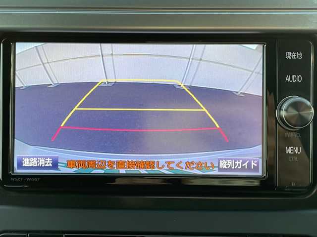 トヨタ ランドクルーザー プラド TX 岩手県 2017(平29)年 11.5万km ホワイトパールクリスタルシャイン 寒冷地仕様　４WD　 純正9インチメモリナビ（CD/DVD/BT/フルセグＴＶ） バックカメラ フロアマット　オートライト　衝突被害軽減　LEDヘッドライト　スマートキー　ビルトインETC
