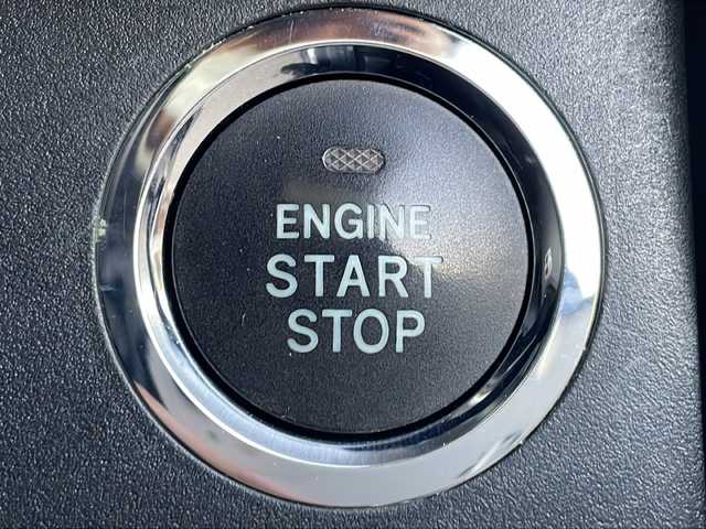 トヨタ ランドクルーザー プラド TX 岩手県 2017(平29)年 11.5万km ホワイトパールクリスタルシャイン 寒冷地仕様　４WD　 純正9インチメモリナビ（CD/DVD/BT/フルセグＴＶ） バックカメラ フロアマット　オートライト　衝突被害軽減　LEDヘッドライト　スマートキー　ビルトインETC