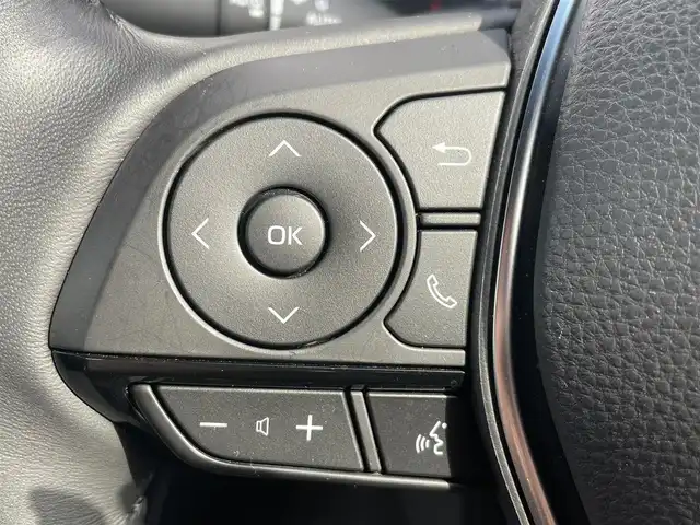 トヨタ クラウン ハイブリッド RS 山口県 2018(平30)年 1.3万km パール 純正ナビ/BT/AM/FM/HDMI/フルセグTV/ETC/バックカメラ/オートライト/オートホールド/コーナーセンサー/衝突軽減ブレ―キ/レーンアシスト/純正フロアマット/電動格納ミラー