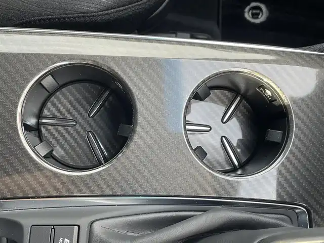 トヨタ クラウン ハイブリッド RS 山口県 2018(平30)年 1.3万km パール 純正ナビ/BT/AM/FM/HDMI/フルセグTV/ETC/バックカメラ/オートライト/オートホールド/コーナーセンサー/衝突軽減ブレ―キ/レーンアシスト/純正フロアマット/電動格納ミラー