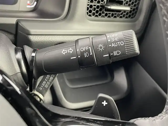 ホンダ ステップワゴン スパーダ 埼玉県 2022(令4)年 1.1万km プラチナホワイトパール 純正１１．４インチナビ　純正１５．６インチナビ　マルチビューカメラ　ハーフレザー　シートヒーター　アダプティブクルーズコントロール　前後コーナーセンサー　パワーバックドア　オートライト　フルセグＴＶ　スペアキー