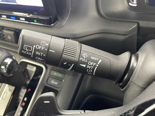 ホンダ ステップワゴン スパーダ 栃木県 2022(令4)年 1.1万km プラチナホワイトパール 純正１１．４インチナビ/CD/DVD/TV/FM/AM　/純正フリップダウンモニター/ホンダセンシング/マルチビューカメラ　/ハーフレザー　/シートヒーター　/アダプティブクルーズコントロール　/前後コーナーセンサー　/パワーバックドア　/オートライト　/スペアキー/車線逸脱警報/歩行者事故低減ステアリング/先行車発進お知らせ/衝突軽減/パーキングセンサー警報/ブラインドスポットインフォメーション/ドライブレコーダー/ETC/パワースライドドア