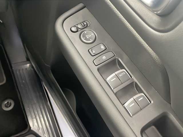 ホンダ ステップワゴン スパーダ 栃木県 2022(令4)年 1.1万km プラチナホワイトパール 純正１１．４インチナビ/CD/DVD/TV/FM/AM　/純正フリップダウンモニター/ホンダセンシング/マルチビューカメラ　/ハーフレザー　/シートヒーター　/アダプティブクルーズコントロール　/前後コーナーセンサー　/パワーバックドア　/オートライト　/スペアキー/車線逸脱警報/歩行者事故低減ステアリング/先行車発進お知らせ/衝突軽減/パーキングセンサー警報/ブラインドスポットインフォメーション/ドライブレコーダー/ETC/パワースライドドア