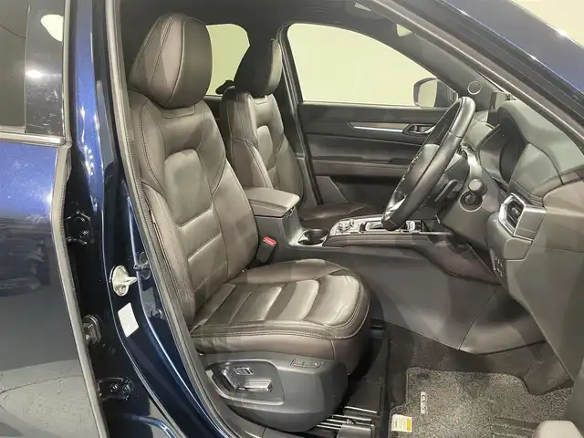 マツダ ＣＸ－５ XD エクスクルーシブモード 愛知県 2021(令3)年 2.5万km ディープクリスタルブルーマイカ 純正１０．２５インチナビ　/（Bluetooth/FM/AM/CarPlay/USB/フルセグTV)/ＢＯＳＥサウンド　/３６０°ビューモニター　/シートヒーター　/電動バックドア　/ＥＴＣ　/衝突軽減ブレーキ/レーダークルーズコントロール　/ステアリングヒーター　/ドライブレコーダー　/メモリー機能付パワーシート/ワイヤレス充電/ブラインドスポットモニター/ヘッドアップディスプレイ/レーンキープアシスト/コーナーセンサー/LEDヘッドライト/LEDフォグランプ/純正フロアマット