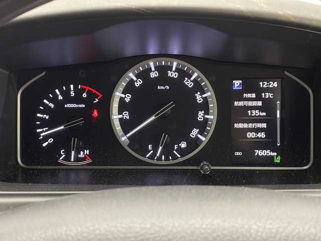 トヨタ ハイエース GL 千葉県 2023(令5)年 0.8万km ブラックマイカ 社外ナビ/　CD/DVD/Bluetooth/フルセグTV/フリップダウンモニター/車線逸脱警報/衝突軽減ブレーキ/クリアランスソナー/アラウンドビューモニター/マフラー／アルミホイール／フロントエアロ/片側パワスラ/社外センターコンソール/デジタルインナーミラー/レザー調シートカバー/ETC/LEDライト/フォグランプ/ウッド調ステアリング/フロアマット/ドアバイザー