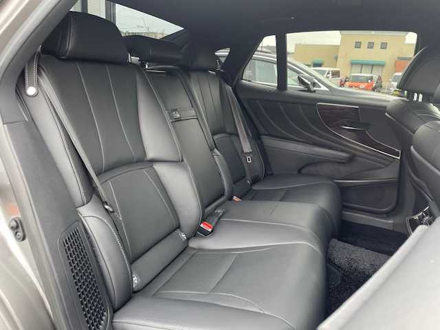 レクサス ＬＳ 500h Iパッケージ 長崎県 2018(平30)年 5.1万km マンガンラスター 純正メーカーナビ/CD/DVD/BT/USB/フルセグTV/全方位カメラ/黒レザーシート/前席メモリーシート/前席パワーシート/前席シートヒーター/前席エアーシート/ステアリングヒーター/衝突被害軽減システム/ステアリングスイッチ/レーダークルーズコントロール/ブラインドスポットモニター/デジタルインナーミラー/パワーバックドア/純正LEDヘッドライト/オートマチックハイビーム/パドルシフト/ドライブレコーダー/ビルトインETC