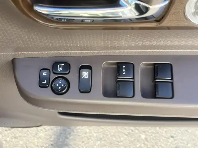 スズキ ラパン ショコラ X 島根県 2014(平26)年 9.5万km シャンパンピンクパール/メタリックホワイト 社外ＨＤＤナビ　/フルセグＴＶ　/ＤＶＤ再生　/Ｂｌｕｅｔｏｏｔｈ接続　/ＥＴＣ　/アイドリングストップ/スマートキー/プッシュスタート/純正アルミホイール　/純正ＨＩＤヘッドライト/純正フロアマット　/保証書　/取扱説明書　/スペアキー１本　