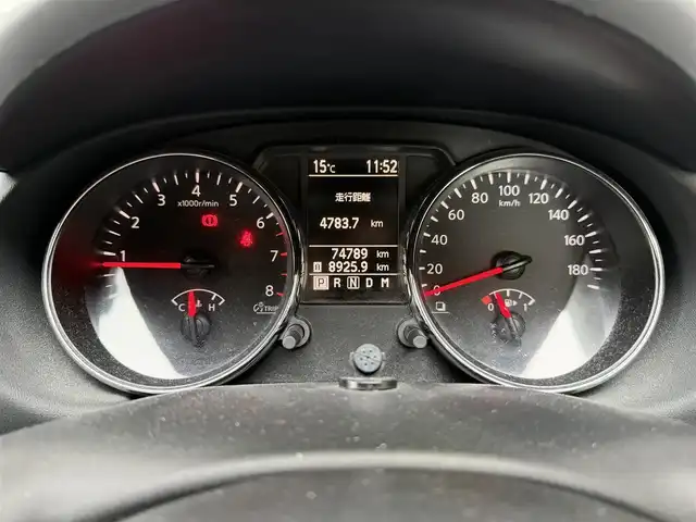 日産 デュアリス 20G FOUR 高知県 2013(平25)年 7.5万km スーパーブラック 純正ナビ/Bluetooth接続/ETC/4WD/MTモード付AT/AAC/ガラスルーフ/純正フロアマット/純正17インチアルミホイール/キセノンヘッドライト/運転席＋助手席＋サイドエアバッグ/スマートキー/盗難防止装置