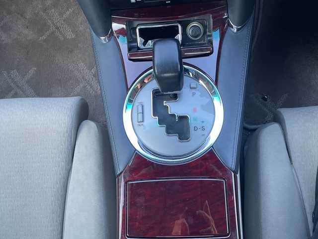 トヨタ マークＸ 250G 岡山県 2006(平18)年 6.2万km シルバーM 純正ナビ/CD、MD、AM、FM/バックカメラ/ETC/前席パワーシート/リモコンキー/オートライト/サイドバイザー