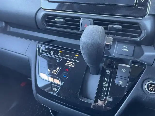 日産 ルークス HWS X プロパイロットED 東京都 2022(令4)年 1.3万km ブラック 純正9インチナビ/フルセグ/アラウンドビューモニター/プロパイロット/ETC/ドライブレコーダー/両側パワースライドドア/エマージェンシーブレーキ/車線逸脱警報/先行車発進お知らせ/コーナーセンサー/LEDヘッドライト/スマートキー