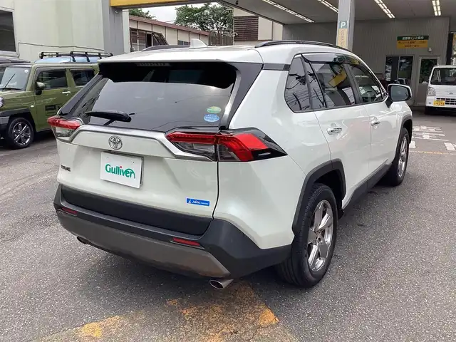 トヨタ ＲＡＶ４ G 神奈川県 2021(令3)年 7.6万km ホワイトパールクリスタルシャイン ワンオーナー/４WD/ディスプレイオーディオ/全方位カメラ/トヨタセーフティセンス/コーナーセンサー/ＥＴＣ/ドライブレコーダー/パワーバックドア/合皮シート/D席パワーシート/シートヒーター/LEDヘッドライト/オートライト/フォグランプ/横滑り防止装置/スマートキー/プッシュスタート/ステアリングスイッチ/革巻きステアリング/電動格納ミラー