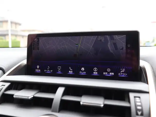 レクサス ＮＸ 300 Iパッケージ 神奈川県 2018(平30)年 5.6万km ソニッククォーツ 純正ナビ/：フルセグTV/全方位カメラ/置くだけ充電/ヘッドアップディスプレイ/黒革シート/：前席パワーシート/：シートヒーター/ステアリングヒーター/BSM/電動パーキングブレーキ/３眼LEDヘッドライト/ETC2.0/保証書/取説/記録簿/スペアスマートキー/カードキー