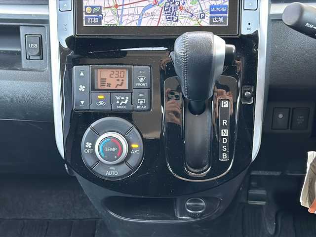 ダイハツ タント カスタム RS スマートセレ SA 愛知県 2014(平26)年 6.4万km プラムブラウンクリスタルマイカ 登録時63255km/ワンオーナー/ＬＥＤヘッドライト/フォグランプ/純正１５インチアルミ/両側パワースライドドア/バックカメラ/純正ナビＴＶ/ＣＤ／ＤＶＤ　フルセグ/純正フロアマット/革巻ハンドル/ＥＴＣ/電動格納ミラー/ミラーウインカー/オートライト/保証書/取扱説明書/スマートキー×2