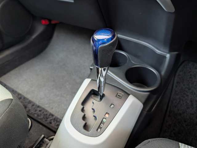 トヨタ アクア S 埼玉県 2014(平26)年 3.7万km ライムホワイトパールクリスタルシャイン メモリナビ(NSCP-W62)/ワンセグテレビ/バックカメラ/アイドリングストップ/ドアバイザー/コーナーポール/プッシュスタート/ETC/前後ドライブレコーダー(ZDR045)/整備記録簿(R5、R3、R1、H29、H28、H27、H26)