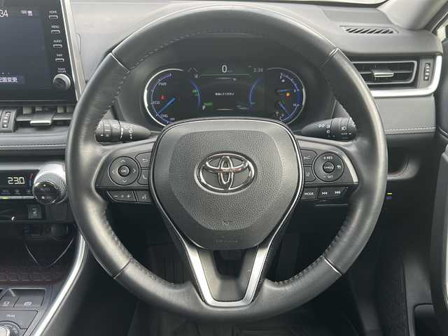 トヨタ ＲＡＶ４ ハイブリットG 秋田県 2020(令2)年 7.5万km ホワイトパールクリスタルシャイン ・４WD/・寒冷地仕様/・純正ナビ/・フルセグ/・Bluetooth/・純正ETC/・前後コーナーセンサー/・シートヒーターD席＋N席/・シートクーラーD席＋N席/・全方位車外カメラ/・追従式クルーズコントロール/・ドラレコ/・スマートキー/・シートヒーター/・パワーシート/・エアロパーツ（モデリスタ）