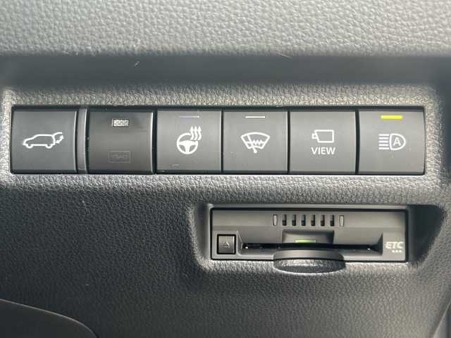 トヨタ ＲＡＶ４ ハイブリットG 秋田県 2020(令2)年 7.5万km ホワイトパールクリスタルシャイン ・４WD/・寒冷地仕様/・純正ナビ/・フルセグ/・Bluetooth/・純正ETC/・前後コーナーセンサー/・シートヒーターD席＋N席/・シートクーラーD席＋N席/・全方位車外カメラ/・追従式クルーズコントロール/・ドラレコ/・スマートキー/・シートヒーター/・パワーシート/・エアロパーツ（モデリスタ）