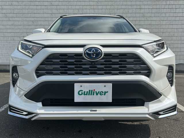 トヨタ ＲＡＶ４ ハイブリットG 秋田県 2020(令2)年 7.5万km ホワイトパールクリスタルシャイン ・４WD/・寒冷地仕様/・純正ナビ/・フルセグ/・Bluetooth/・純正ETC/・前後コーナーセンサー/・シートヒーターD席＋N席/・シートクーラーD席＋N席/・全方位車外カメラ/・追従式クルーズコントロール/・ドラレコ/・スマートキー/・シートヒーター/・パワーシート/・エアロパーツ（モデリスタ）