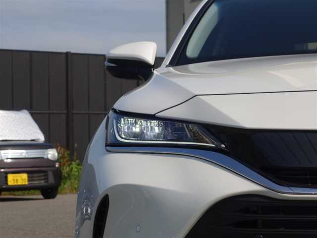 トヨタ ハリアー S 山形県 2022(令4)年 3.5万km ホワイトパールクリスタルシャイン 衝突被害軽減システム/純正メモリナビ/　　【BT フルセグ USB AUX】/バックカメラ/レーダークルーズコントロール/LEDオートヘッドライト/純正17インチアルミホイール/コーナーセンサー/ステアリングスイッチ/MTモード付AT/電動格納ウィンカーミラー/スマートキー/ETC