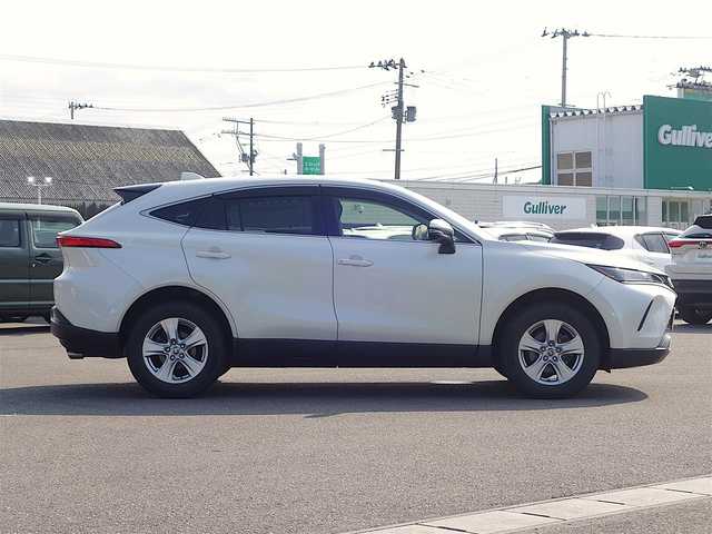 トヨタ ハリアー S 山形県 2022(令4)年 3.5万km ホワイトパールクリスタルシャイン 衝突被害軽減システム/純正メモリナビ/　　【BT フルセグ USB AUX】/バックカメラ/レーダークルーズコントロール/LEDオートヘッドライト/純正17インチアルミホイール/コーナーセンサー/ステアリングスイッチ/MTモード付AT/電動格納ウィンカーミラー/スマートキー/ETC