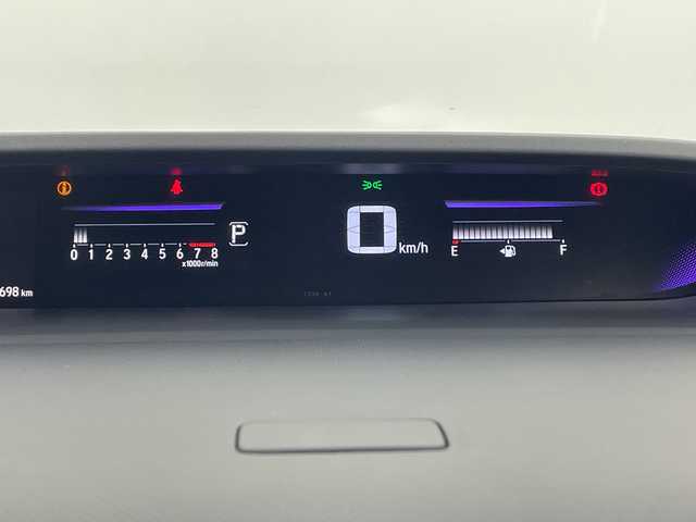 ホンダ ステップワゴン スパーダ ホンダセンシング 鹿児島県 2020(令2)年 3.4万km プラチナホワイトパール ホンダセンシング/社外SDナビ/(BT/CD/DVD/フルセグTV)/社外フリップダウンモニター/両側パワースライドドア/レーダークルーズコントロール/レーンキープアシスト/パドルシフト/ステアリングスイッチ/バックカメラ/純正ビルトインETC2.0/わくわくゲート/前方ドライブレコーダー/ウォークスルー/純正フロアマット/純正サイドバイザー/アイドリングストップ/純正LEDヘッドライト