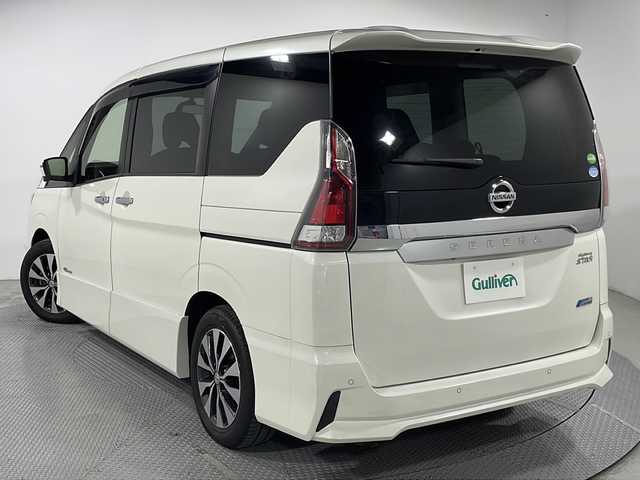 日産 セレナ ハイウェイスター 広島県 2016(平28)年 6.5万km ブリリアントホワイトパール 禁煙/純正ナビ/クルーズコントロール/アラウンドビューモニター/両側パワースライド/レーンキープアシスト/ETC/後席フリップダウンモニター/コーナーセンサー/衝突軽減システム/横滑り防止装置/オートライト/スペアキー(1本)/スマートキー/パーキングアシスト/アイドリングストップ/純正16インチアルミホイール/エアバッグ(運転席/助手席/サイド)