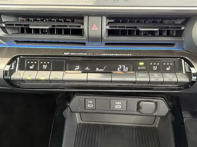 トヨタ プリウス Z 愛知県 2023(令5)年 1.4万km プラチナホワイトパールマイカ ワンオーナー/純正12.3インチナビ/　TV/BT/USB/AM/FM/Miracast/スマホ連携/全方位カメラ/エアーシート/シートヒーター/運転席パワーシート（メモリー付き）/ハンドルヒーター/トヨタセーフティセンス/レーダークルーズ/LKA/BSM/パワーバックドア/デジタルインナーミラー/ワイヤレス充電/ETC2.0/100V電源/電動パーキングブレーキ/オートホールド機能/純正フロアマット/ドアバイザー/スマートキー×2