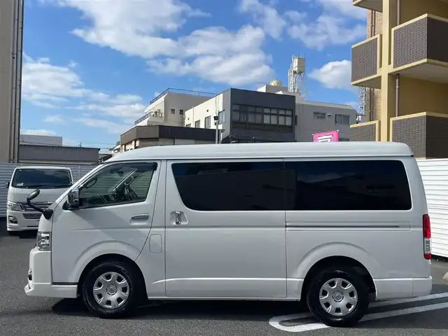 トヨタ ハイエース