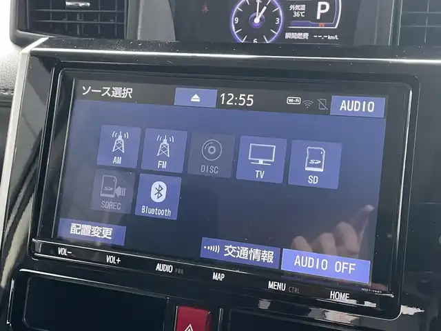 トヨタ タンク カスタムG 滋賀県 2020(令2)年 4.8万km パールホワイトⅢ 純正9インチナビ（Bluetooth/SD/CD/フルセグ）/バックカメラ/横滑り防止装置/コーナーセンサー（前後）/衝突軽減装置/ドライブレコーダー（前後）/両側電動スライドドア/LEDヘッドライト/純正14インチアルミホイール/ビルトインETC/スマートキー/シートヒーター（前席）/電動格納ミラー/プッシュスタート